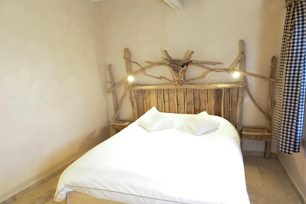 Manade Des Baumelles Bed & Breakfast Saintes-Maries-de-la-Mer France